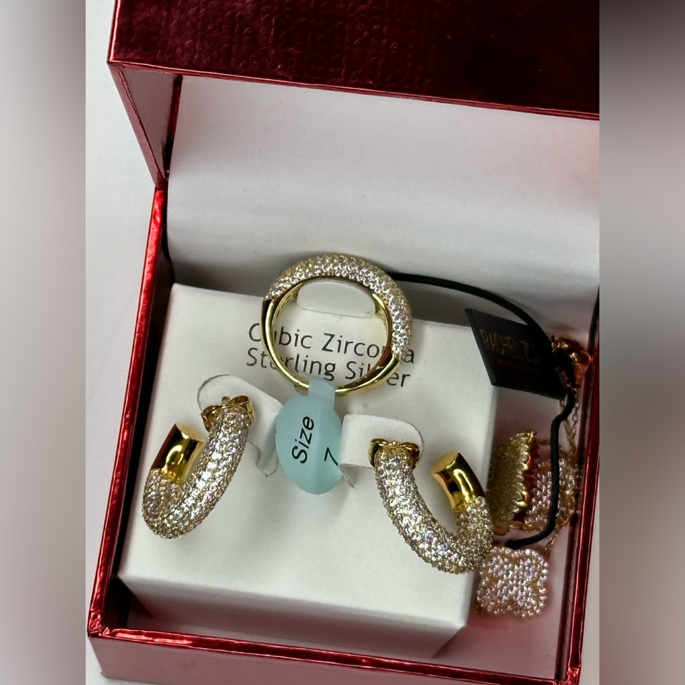 Rachel Zoe ready to go box(3 piece bundle)